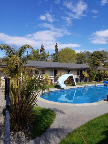 Tasman Motor Camp, Buchen Sie  Ruby Bay Tasman