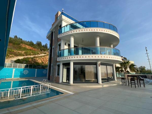 Villa - Luxux - Rooftop - Terrasse - Whirlpool - Pool, Book  Alanya 
