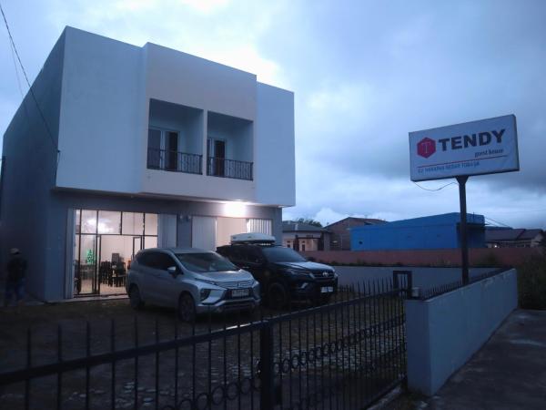 Tendy Guest House, Reserva ahora  Porsea Sumatra