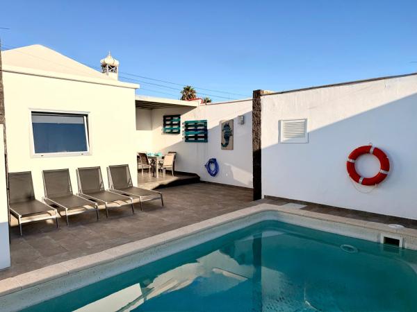 Villa Grey by Vulcano Homes, Prenota  Hotel a Isole Canarie con piscina, Piscina