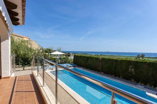 Villa Primrosa - beautiful sea views, Prenota  Son Bou Minorca