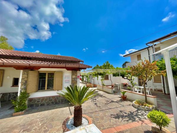 Villa Arco, Buchen Sie  Hotels in Cilento Coast mit Parkplatz, Parkplätze