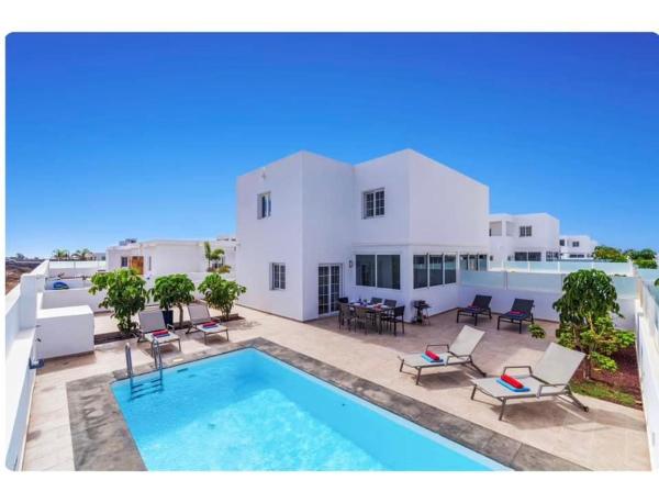 Villa Bliss Rubicon, Prenota  Hotel a Isole Canarie con piscina, Piscina