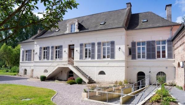 Gîte de L hirondelle bleue, Spa, nature et calme, Reserva ahora  Rébreuviette 