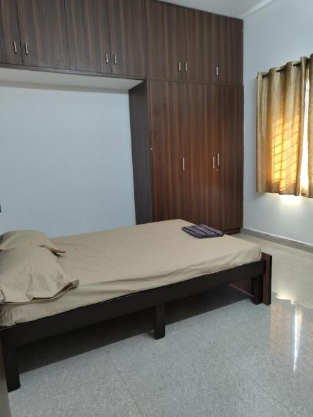 Shree 53 1BHK, Réserver  Bangalore Karnataka