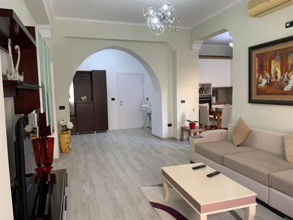 Dadaj Apartments, Buchen Sie Ferienwohnung Hotels in Qark Vlora mit Parkplatz, Parkplätze