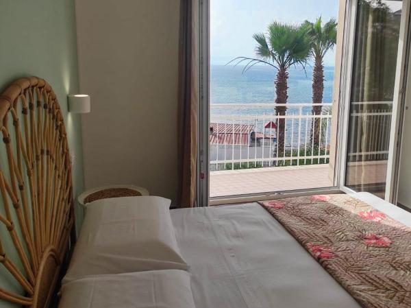 Maracujà, Buchen Sie  Hotels in Cilento Coast mit Parkplatz, Parkplätze