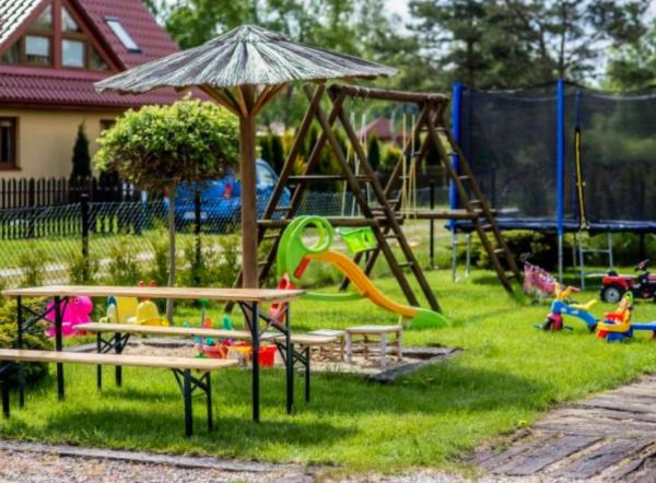 Villa Victoria, Reserva ahora  Hoteles en Pomerania con aparcamiento, Aparcamiento