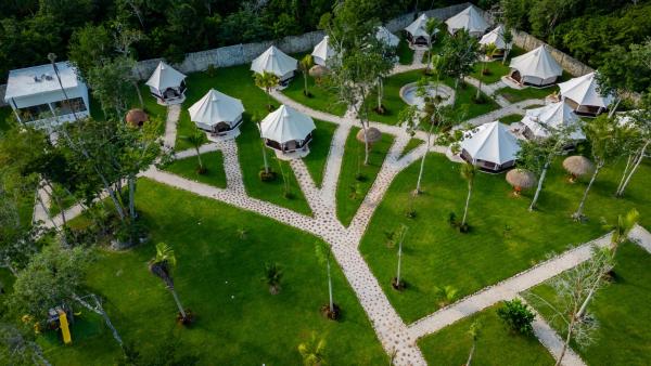 Xakluum Eco Glampings, Prenota Campeggio Hotel con piscina a Quintana Roo, Piscina