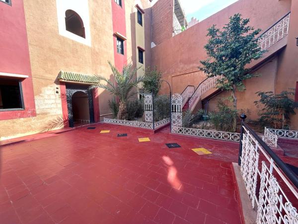 Hotel Zagour - Luxury hotel in Zagora, Réserver  Hôtels à Souss-Massa-Draa avec parking, Parking