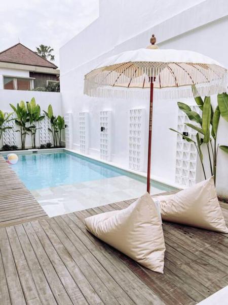 Villa Ma Maison, Buchen Sie  Hotels mit Pool in Badung, Schwimmbad