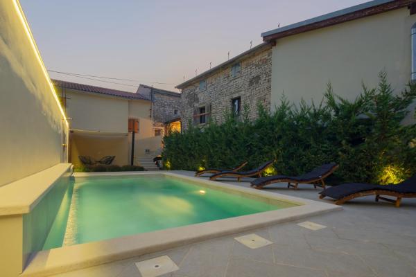 Authentic Istrian Villa Stazione with Pool, Reserva ahora  Hoteles en Istria central con piscina, Piscina