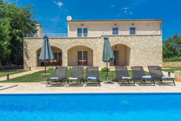 Countryside villas Diletta & Violetta, Reserva ahora  Hoteles en Istria central con piscina, Piscina
