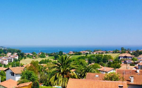 Casa Baia Hendaye, Reserva ahora Bed & breakfast Hoteles en Aquitania con aparcamiento, Aparcamiento
