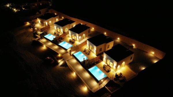 Manifesto Suites, Reserva ahora  Hoteles con piscina en Peloponeso, Piscina