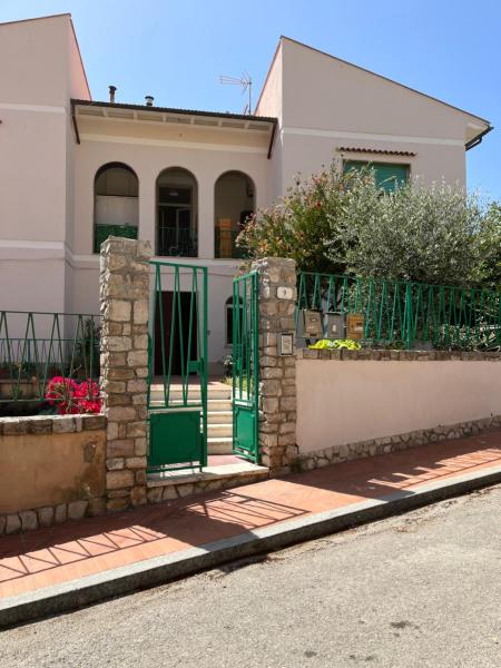 Bed and coffee Rooms Portoferraio, Reserva ahora  Hoteles en Elba con aparcamiento, Aparcamiento