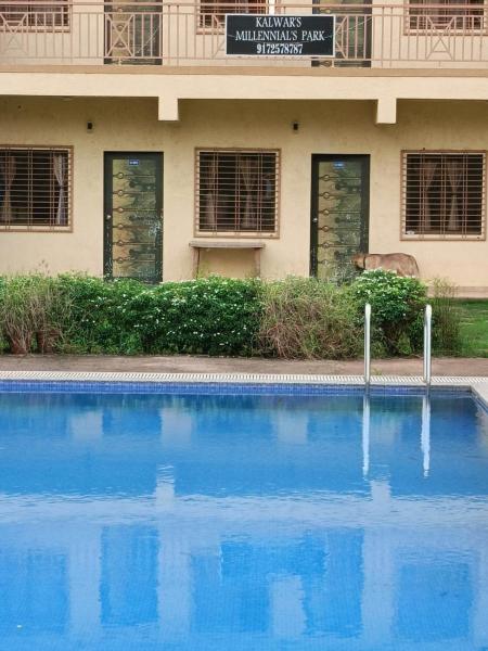 Kalwars Millennials Park, Réserver  Hôtels à Maharashtra avec piscine, Piscine