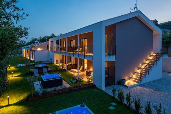 SHILOH Private Luxury Apartments, Prenota Appartamento Hotel a Veneto con piscina, Piscina