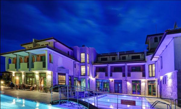 Family Hotel Lalov Egrek, Buchen Sie  Hotels in Oblast Burgas mit Pool, Schwimmbad