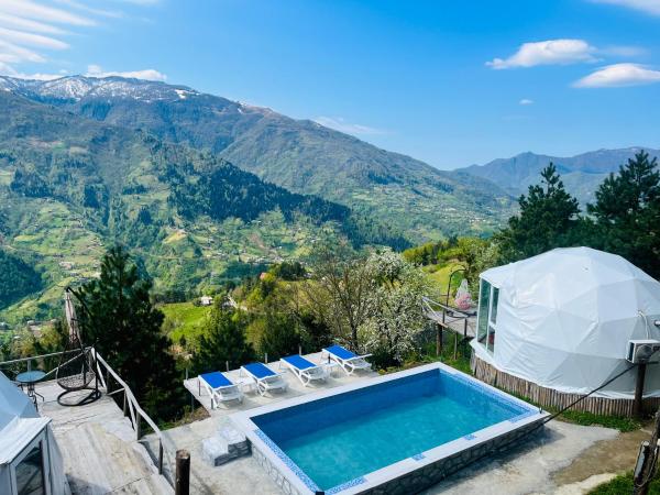 Paradise Inn, Prenota  Hotel a Ajara con parcheggio, Parcheggio