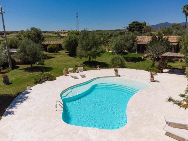 Tanca de Mar, Buchen Sie  Hotels in Maracalagonis mit Parkplatz, Parkplätze