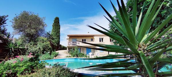 Villa-Mèze 10 Persons Beach Wifi, Prenota  Mèze Étang de Thau