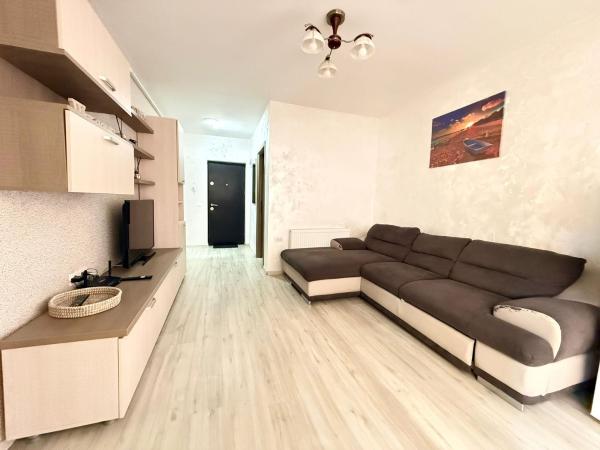 Holidays Summer Vibes Apart Mamaia Nord, Prenota  Hotel a Constanta con parcheggio, Parcheggio