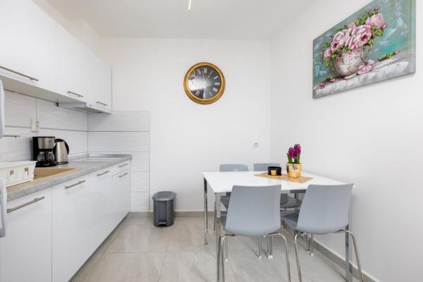 Apartments Tea, Buchen Sie Ferienwohnung Malinska Insel Krk