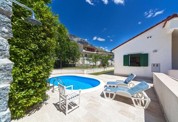 Villa Živana, Buchen Sie  Hotels in Gespanschaft Split-Dalmatien mit Pool, Schwimmbad