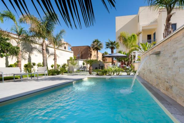 Fior di Lino Rooms, Buchen Sie  Hotels mit Pool in Sizilien, Schwimmbad