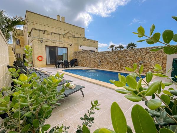 Villa Fieldview - Gozo Holiday Home, Buchen Sie  Għarb Gozo
