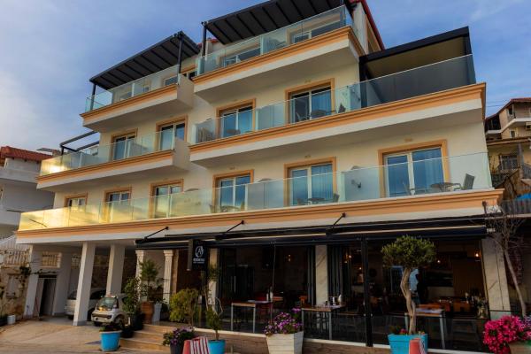 ARXONTIKO, Buchen Sie  Hotels in Qark Vlora mit Parkplatz, Parkplätze