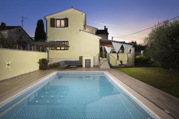 Captain Villa 2 km to the beach, Reserva ahora  Vintijan Pula