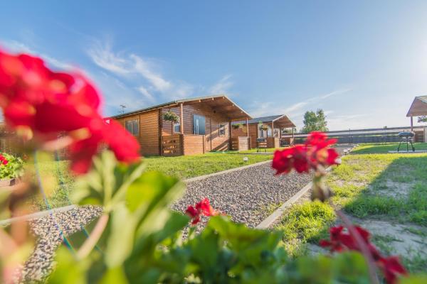 FamilyCamp, Book  Lesser Poland Hotels with a Parking, Parking