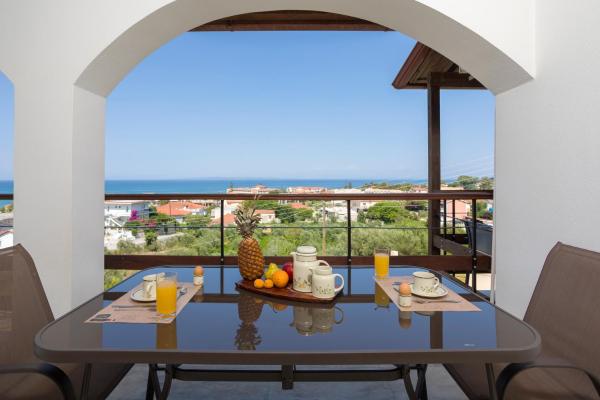 Vallias Seaview Complex, Book  Hotels in Argassi with Parking, Parking