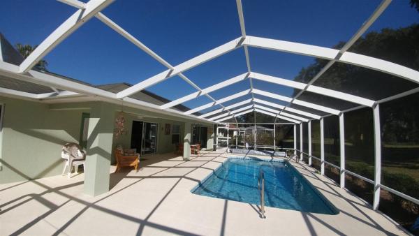 Villa Willow Wood - Golfcourse, Buchen Sie  Hotels in Inverness mit Parkplatz, Parkplätze