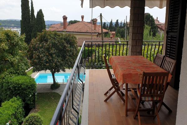 Luxury Apartments PORTO, free parking, Buchen Sie Ferienwohnung Hotels mit Pool in Slowenisch Istrien, Schwimmbad