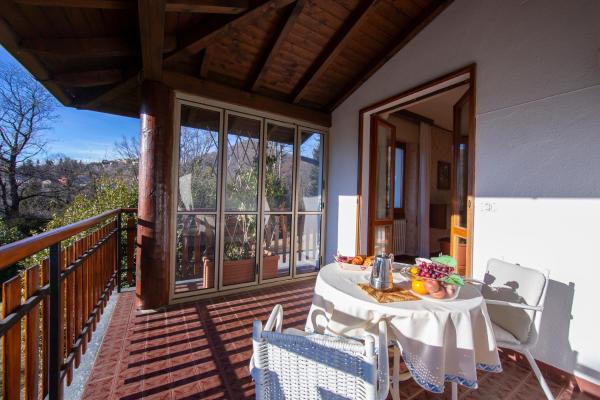 Villa La Verbanina Private Garden - Happy Rentals, Prenota Appartamento Ghiffa Lago Maggiore