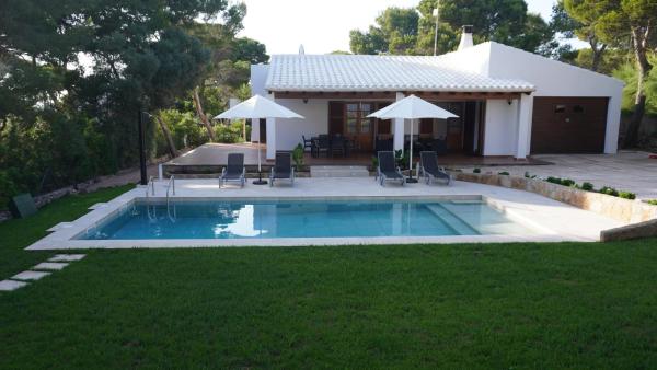 Villa Moll, Buchen Sie  Cala Morell Menorca