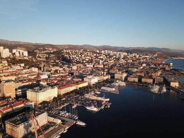 Apartments Budin Adri & Robi Rijeka City Center, Prenota Appartamento Hotel a Kvarner con parcheggio, Parcheggio