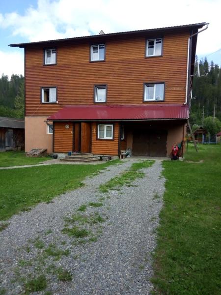 Едельвейс, Buchen Sie  Hotels in Region Lviv mit Parkplatz, Parkplätze