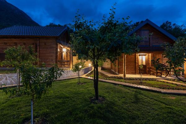 Ethno Lodge AB, Buchen Sie  Virpazar 
