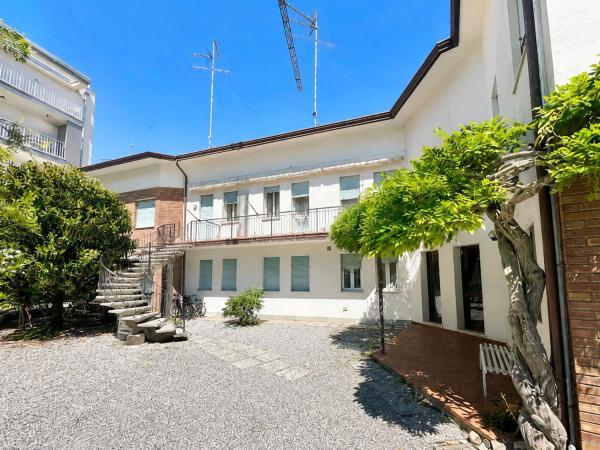Casa Francesca - Agenzia Cocal, Reserva ahora  Hoteles en Véneto con aparcamiento, Aparcamiento