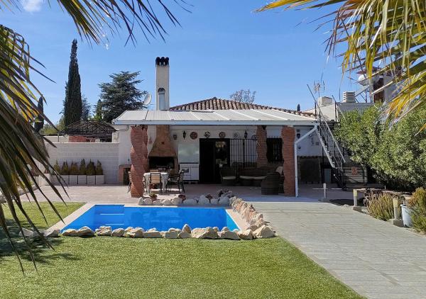 Villa Capricho de Luna, Buchen Sie Villa Parque de Cubillas Andalusien