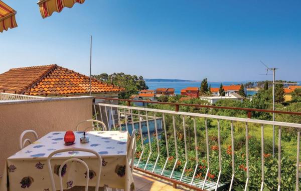 APARTMANI SANDRA PRPIĆ, Buchen Sie  Hotels in Insel Rab mit Parkplatz, Parkplätze