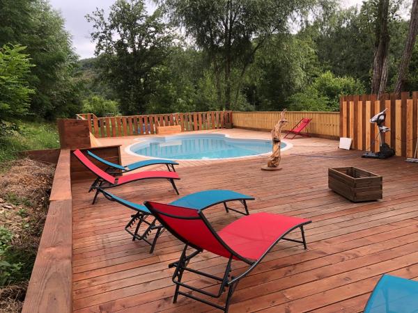Camping Du Pont De St Gal, Prenota Campeggio Campeggi a Allier, Campeggio