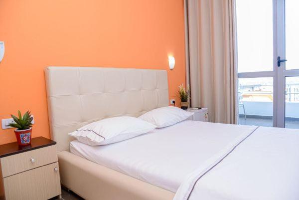 Hotel Aurora, Buchen Sie  Vlora Qark Vlora