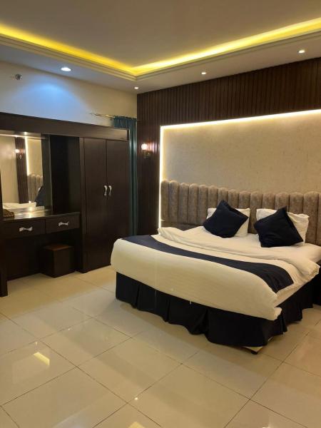Rekaz Servived apartment, Prenota Appartamento La Mecca La Mecca