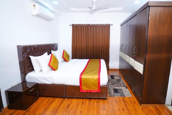 Hotel Brundavan Homes, Réserver  Hôtels à Telangana avec parking, Parking