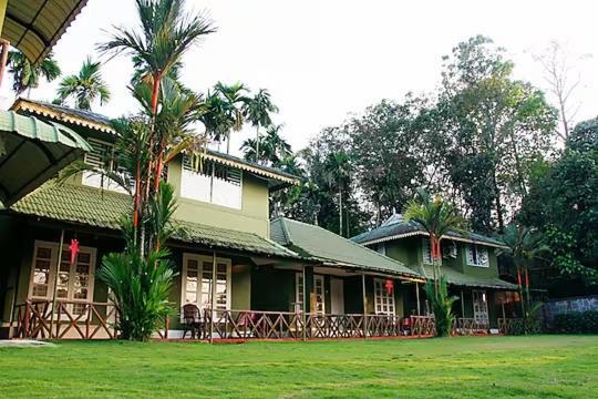 Elephant Pass Ayurveda & Yoga Retreat, Buchen Sie Resort Kodanad Kerala
